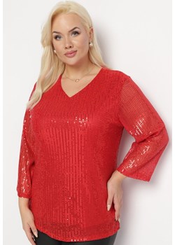Czerwona Cekinowa Bluzka z Siateczki z Trójkątnym Dekoltem Divantia ze sklepu Born2be Odzież w kategorii Bluzki damskie - zdjęcie 166089485