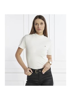 Tommy Hilfiger T-shirt NEW CODY | Slim Fit ze sklepu Gomez Fashion Store w kategorii Bluzki damskie - zdjęcie 166109248