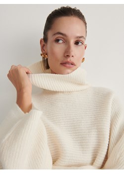 Reserved - Sweter z golfem - złamana biel ze sklepu Reserved w kategorii Swetry damskie - zdjęcie 166166287