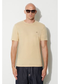 C.P. Company t-shirt bawełniany 30/1 JERSEY SMALL LOGO T-SHIRT kolor beżowy gładki 15CMTS046A005100W ze sklepu PRM w kategorii T-shirty męskie - zdjęcie 166193315
