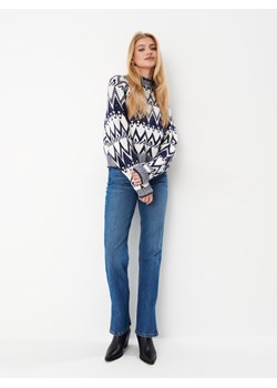 Mohito - Wzorzysty sweter - kremowy ze sklepu Mohito w kategorii Swetry damskie - zdjęcie 166196018