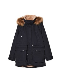 Cropp - Czarna zimowa kurtka z kapturem - czarny ze sklepu Cropp w kategorii Parki damskie - zdjęcie 166198945