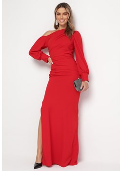 Czerwona Asymetryczna Sukienka Maxi z Bufiastymi Rękawami i Marszczeniami Solaia ze sklepu Born2be Odzież w kategorii Sukienki - zdjęcie 166208857