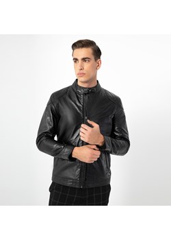 Męska kurtka skórzana z obszytymi ramionami czarna ze sklepu WITTCHEN w kategorii Kurtki męskie - zdjęcie 166250558