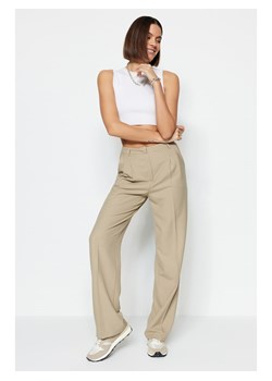trendyol Spodnie w kolorze beżowym ze sklepu Limango Polska w kategorii Spodnie damskie - zdjęcie 166256955