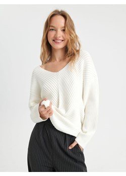 Sinsay - Sweter w prążki - kremowy ze sklepu Sinsay w kategorii Swetry damskie - zdjęcie 166258117