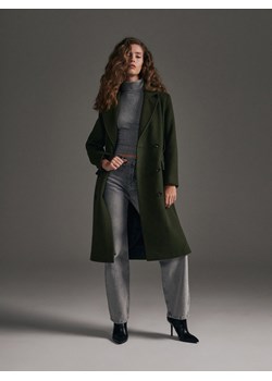 Reserved - Dwurzędowy płaszcz z wełną - ciemnozielony ze sklepu Reserved w kategorii Płaszcze damskie - zdjęcie 166258735