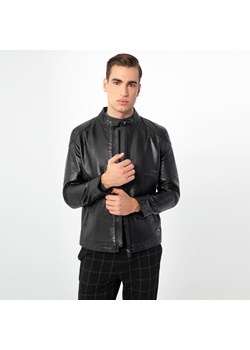 Męska kurtka skórzana z obszytymi ramionami czarna ze sklepu WITTCHEN w kategorii Kurtki męskie - zdjęcie 166281826