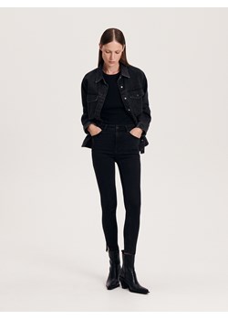 Reserved - Jeansy slim ze średnim stanem - czarny ze sklepu Reserved w kategorii Jeansy damskie - zdjęcie 166314599