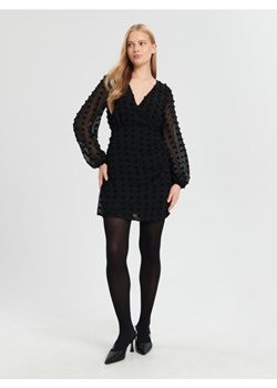 Sinsay - Sukienka mini z bufiastymi rękawami - czarny ze sklepu Sinsay w kategorii Sukienki - zdjęcie 166325457