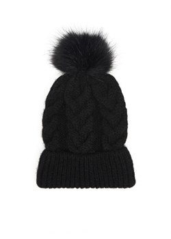 Cropp - Czarna czapka z pomponem - czarny ze sklepu Cropp w kategorii Czapki zimowe damskie - zdjęcie 166369368