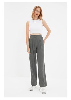 trendyol Spodnie w kolorze szarym ze sklepu Limango Polska w kategorii Spodnie damskie - zdjęcie 166406218