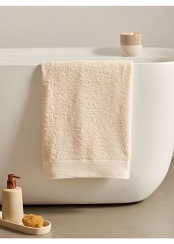 Sinsay - Ręcznik bawełniany - kremowy ze sklepu Sinsay w kategorii Ręczniki - zdjęcie 166436665