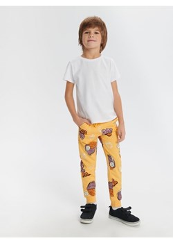 Sinsay - Spodnie dresowe jogger - kremowy ze sklepu Sinsay w kategorii Spodnie chłopięce - zdjęcie 166448285