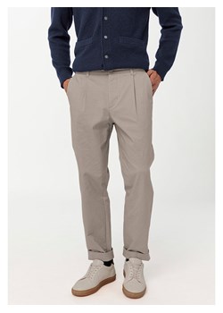 Hessnatur Spodnie chino w kolorze szarym ze sklepu Limango Polska w kategorii Spodnie męskie - zdjęcie 166458266