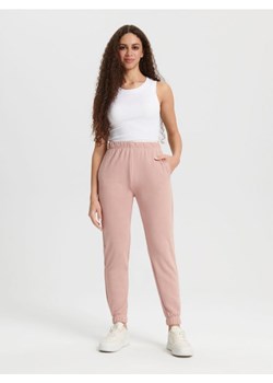 Sinsay - Spodnie dresowe - różowy ze sklepu Sinsay w kategorii Spodnie damskie - zdjęcie 166487885