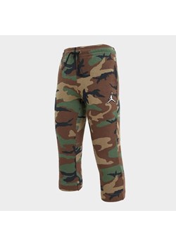 JORDAN SPODNIE ESSENTIALS CAMO PANTS KID ze sklepu JD Sports  w kategorii Spodnie chłopięce - zdjęcie 166490908