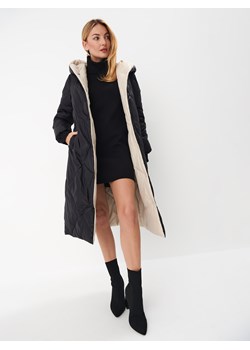 Mohito - Dwustronny płaszcz pikowany - Czarny ze sklepu Mohito w kategorii Płaszcze damskie - zdjęcie 166497585