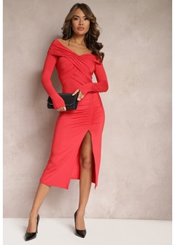 Czerwona Marszczona Sukienka Midi Dopasowana Dolnas ze sklepu Renee odzież w kategorii Sukienki - zdjęcie 166498796