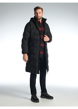 Sinsay - Płaszcz pikowany z kapturem - czarny ze sklepu Sinsay w kategorii Płaszcze męskie - zdjęcie 166589536