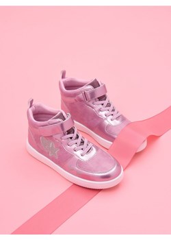 Sinsay - Sneakersy za kostkę - różowy ze sklepu Sinsay w kategorii Buty sportowe dziecięce - zdjęcie 166589788