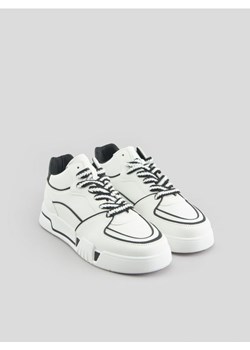Sinsay - Sneakersy - biały ze sklepu Sinsay w kategorii Buty sportowe męskie - zdjęcie 166596256