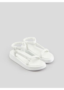 Sinsay - Sandały - biały ze sklepu Sinsay w kategorii Sandały damskie - zdjęcie 166596305