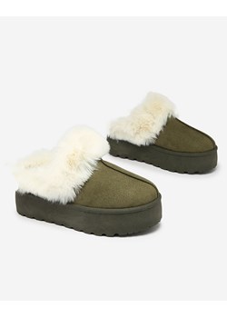 Royalfashion Granatowe krótkie damskie buty a'la śniegowce Esteri ze sklepu royalfashion.pl w kategorii Kapcie damskie - zdjęcie 166624735