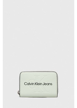 Calvin Klein Jeans portfel damski kolor zielony ze sklepu ANSWEAR.com w kategorii Portfele damskie - zdjęcie 166760919
