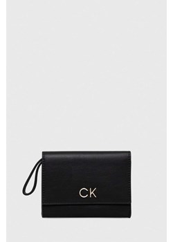 Calvin Klein portfel damski kolor czarny ze sklepu ANSWEAR.com w kategorii Portfele damskie - zdjęcie 166764409