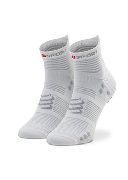 Skarpety wysokie unisex Compressport Pro Racing Socks V4.0 Run Low XU00047B_010 Biały ze sklepu eobuwie.pl w kategorii Skarpetki męskie - zdjęcie 166777485