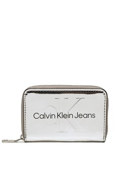 Mały Portfel Damski Calvin Klein Jeans Sculpted Med Zip Around K60K610405 01O ze sklepu eobuwie.pl w kategorii Portfele damskie - zdjęcie 166778968