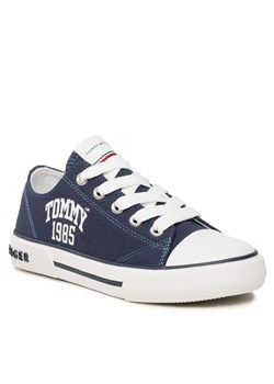 Trampki Tommy Hilfiger Varisty Low Cut Lace-Up Sneaker T3X9-32833-0890 M Blue 800 ze sklepu eobuwie.pl w kategorii Trampki dziecięce - zdjęcie 166789728