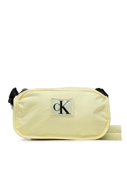 Torebka Calvin Klein Jeans City Nylon Ew Camera Bag K60K610854 Żółty ze sklepu eobuwie.pl w kategorii Listonoszki - zdjęcie 166795967