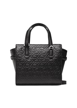 Torebka Calvin Klein Ck Must Mini Tote Embossed K60K610193 Black BAX ze sklepu eobuwie.pl w kategorii Torby Shopper bag - zdjęcie 166803046