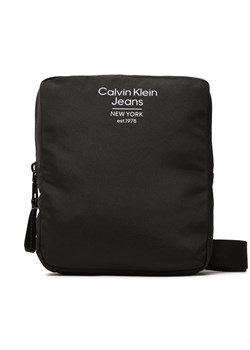 Saszetka Calvin Klein Jeans Sport Essentials Reporter18 Est K50K510100 Czarny ze sklepu eobuwie.pl w kategorii Saszetki - zdjęcie 166820749
