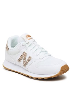 Sneakersy New Balance GW500LW2 Biały ze sklepu eobuwie.pl w kategorii Buty sportowe damskie - zdjęcie 166853319