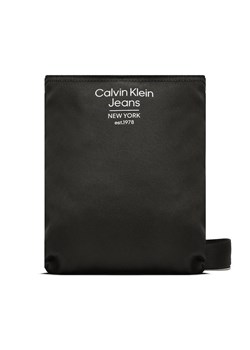 Saszetka Calvin Klein Jeans Sport Essentials Flatpack 18 Est K50K510102 Czarny ze sklepu eobuwie.pl w kategorii Saszetki - zdjęcie 166855489