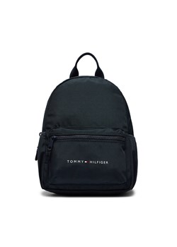 Plecak Tommy Hilfiger Th Essential Mini Backpack AU0AU01770 Space Blue DW6 ze sklepu eobuwie.pl w kategorii Plecaki - zdjęcie 166863275