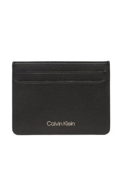 Etui na karty kredytowe Calvin Klein Ck Concise Cardholder 6Cc K50K510601 Czarny ze sklepu eobuwie.pl w kategorii Etui - zdjęcie 166870488
