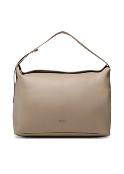 Torebka Calvin Klein Elevated Soft Shoulder Bag Lg K60K610752 Brązowy ze sklepu eobuwie.pl w kategorii Torby Shopper bag - zdjęcie 166887967