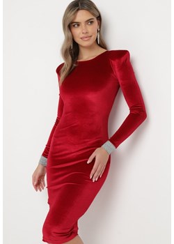 Bordowa Welurowa Sukienka Midi z Metaliczną Nitką Liera ze sklepu Born2be Odzież w kategorii Sukienki - zdjęcie 166927718