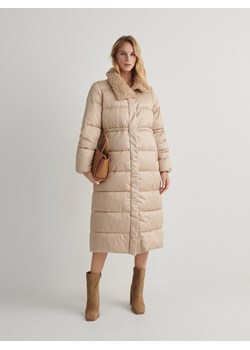 Reserved - Pikowany płaszcz ze ściągaczem - beżowy ze sklepu Reserved w kategorii Płaszcze damskie - zdjęcie 166978858