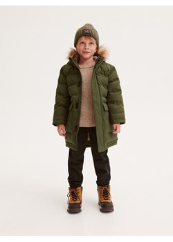 Reserved - Ocieplany płaszcz z kapturem - zielony ze sklepu Reserved w kategorii Kurtki chłopięce - zdjęcie 166984827