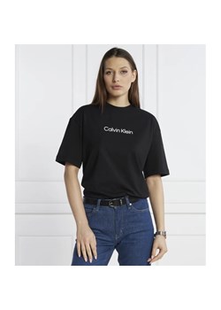 Calvin Klein T-shirt | Oversize fit ze sklepu Gomez Fashion Store w kategorii Bluzki damskie - zdjęcie 166987159