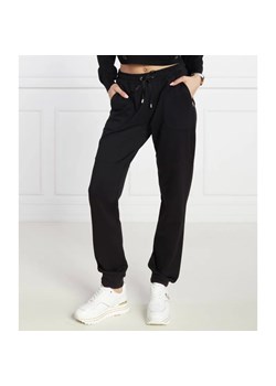 Liu Jo Sport Spodnie dresowe | Regular Fit ze sklepu Gomez Fashion Store w kategorii Spodnie damskie - zdjęcie 166995476