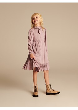 Reserved - Wiskozowa sukienka z falbaną - lawendowy ze sklepu Reserved w kategorii Sukienki dziewczęce - zdjęcie 166999339