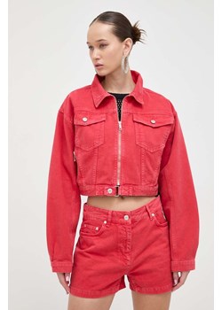 Moschino Jeans kurtka jeansowa damska kolor czerwony przejściowa oversize ze sklepu ANSWEAR.com w kategorii Kurtki damskie - zdjęcie 167347895