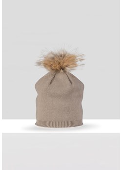 Beżowa czapka z pomponem z szopa ze sklepu Molton w kategorii Czapki zimowe damskie - zdjęcie 167376697
