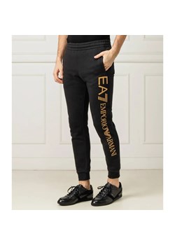 EA7 Spodnie dresowe | Regular Fit ze sklepu Gomez Fashion Store w kategorii Spodnie męskie - zdjęcie 167423429